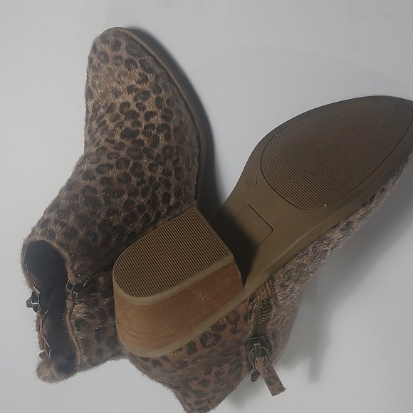 Very G Taupe Devine Leopard Print Bootie Size 8.5M - Picture 10 of 15